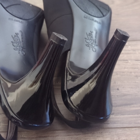 Heels by Life Strides Black  w/Comfort Insoles Soft System - Picture 8 of 11